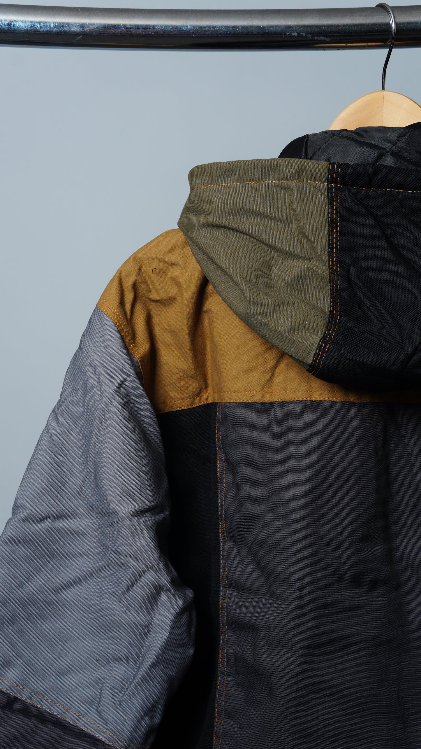 Workwear Colorblock Hooded Jacket Size M