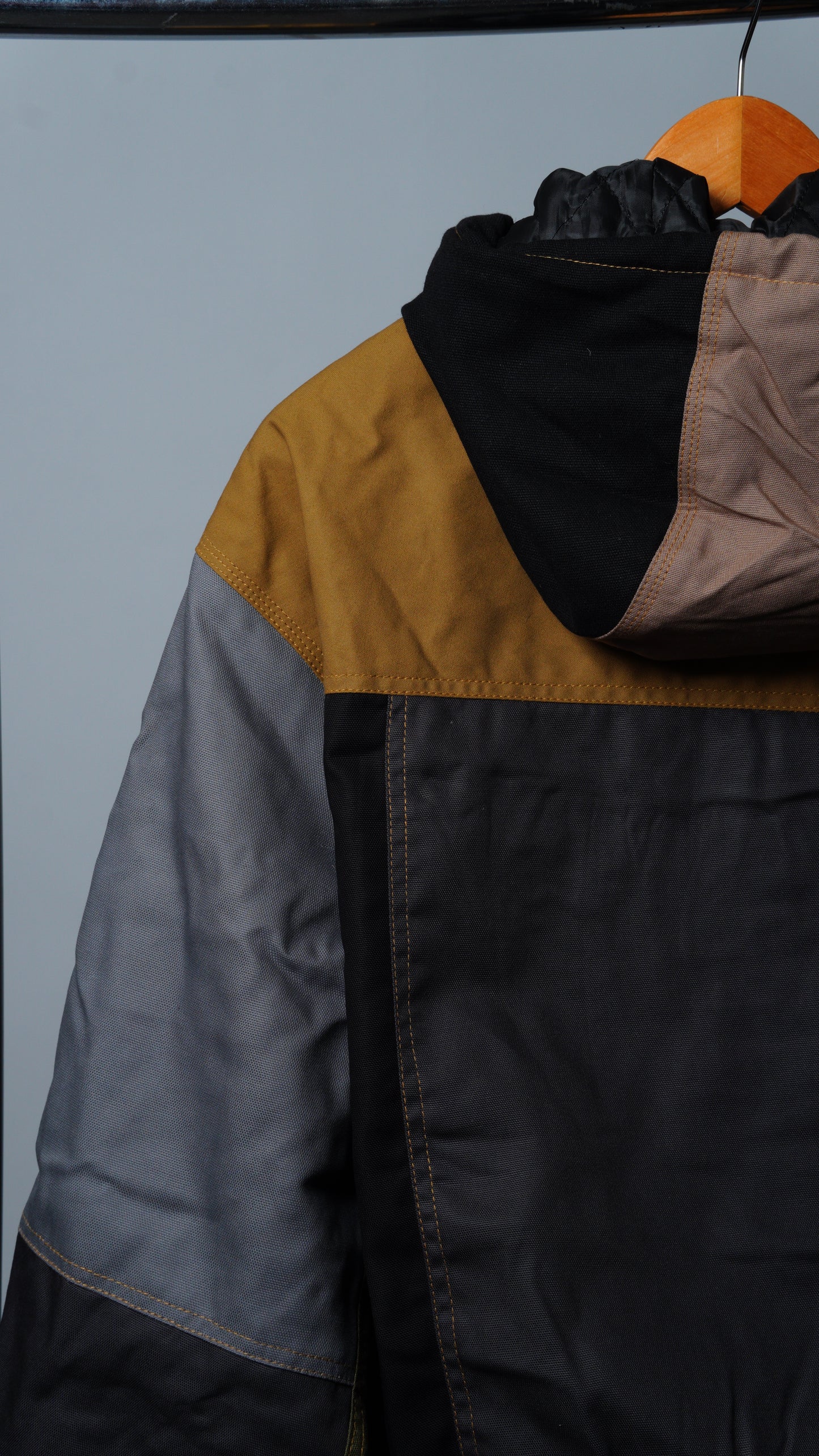 Workwear Colorblock Hooded Jacket Size M