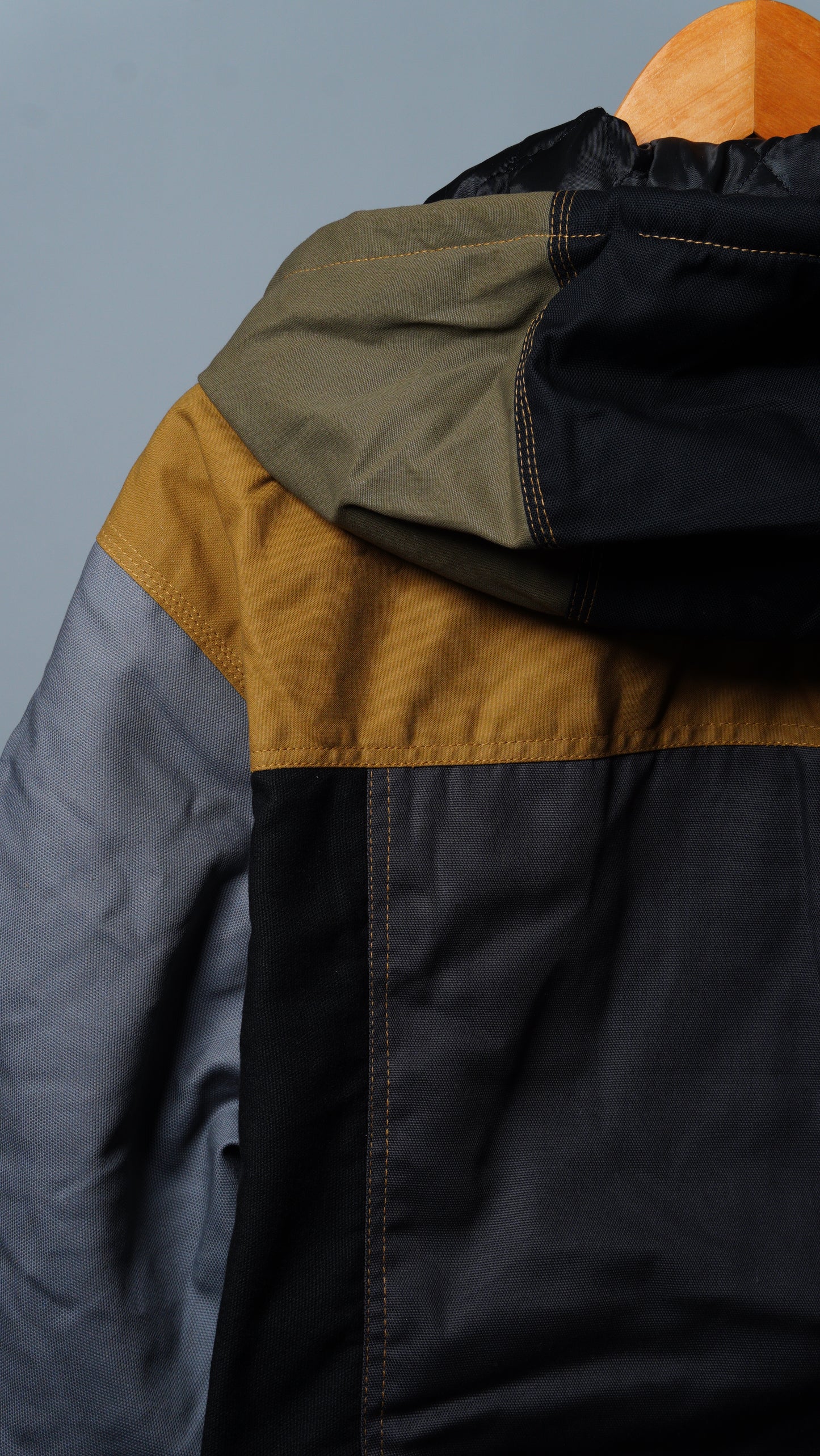 Workwear Colorblock Hooded Jacket Size M