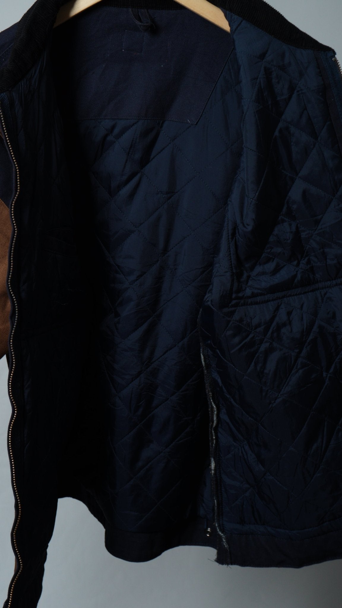 Two - tone Colorblock Jacket Size M/L - The Hellebore Shop