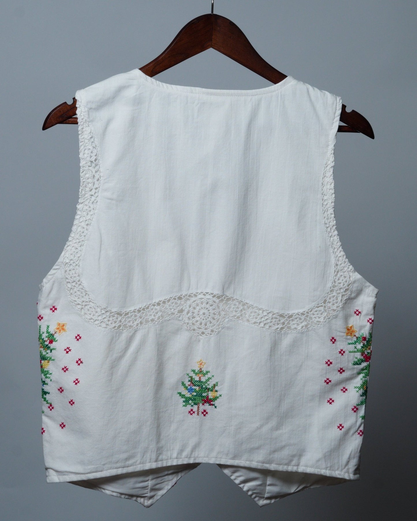 Upcycled Tablecloth Vest Size M - The Hellebore Shop