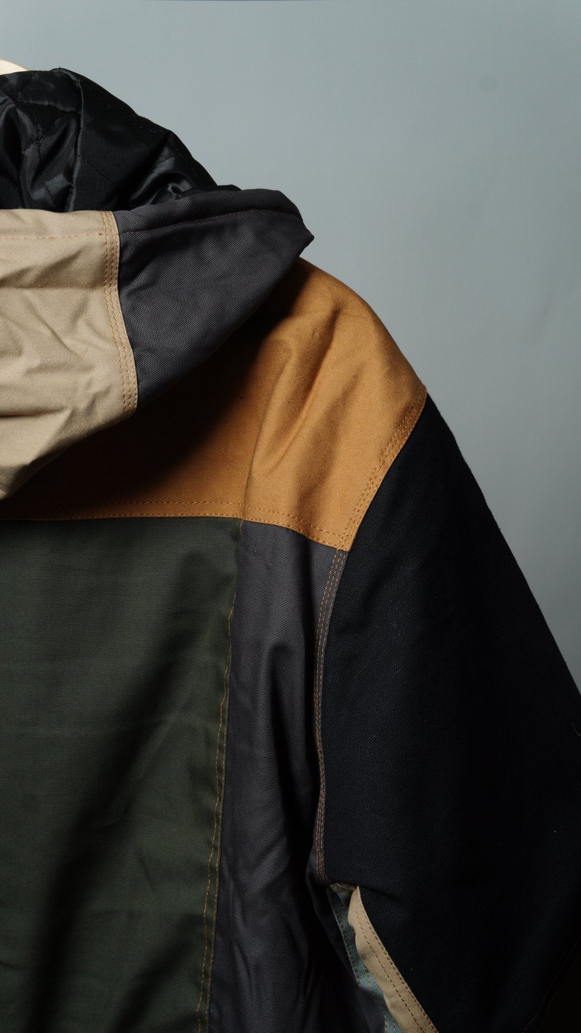 Workwear Colorblock Hooded Jacket Size L - The Hellebore Shop