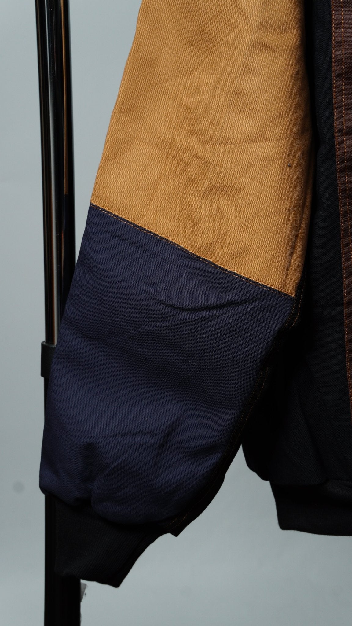 Workwear Colorblock Hooded Jacket Size L - The Hellebore Shop