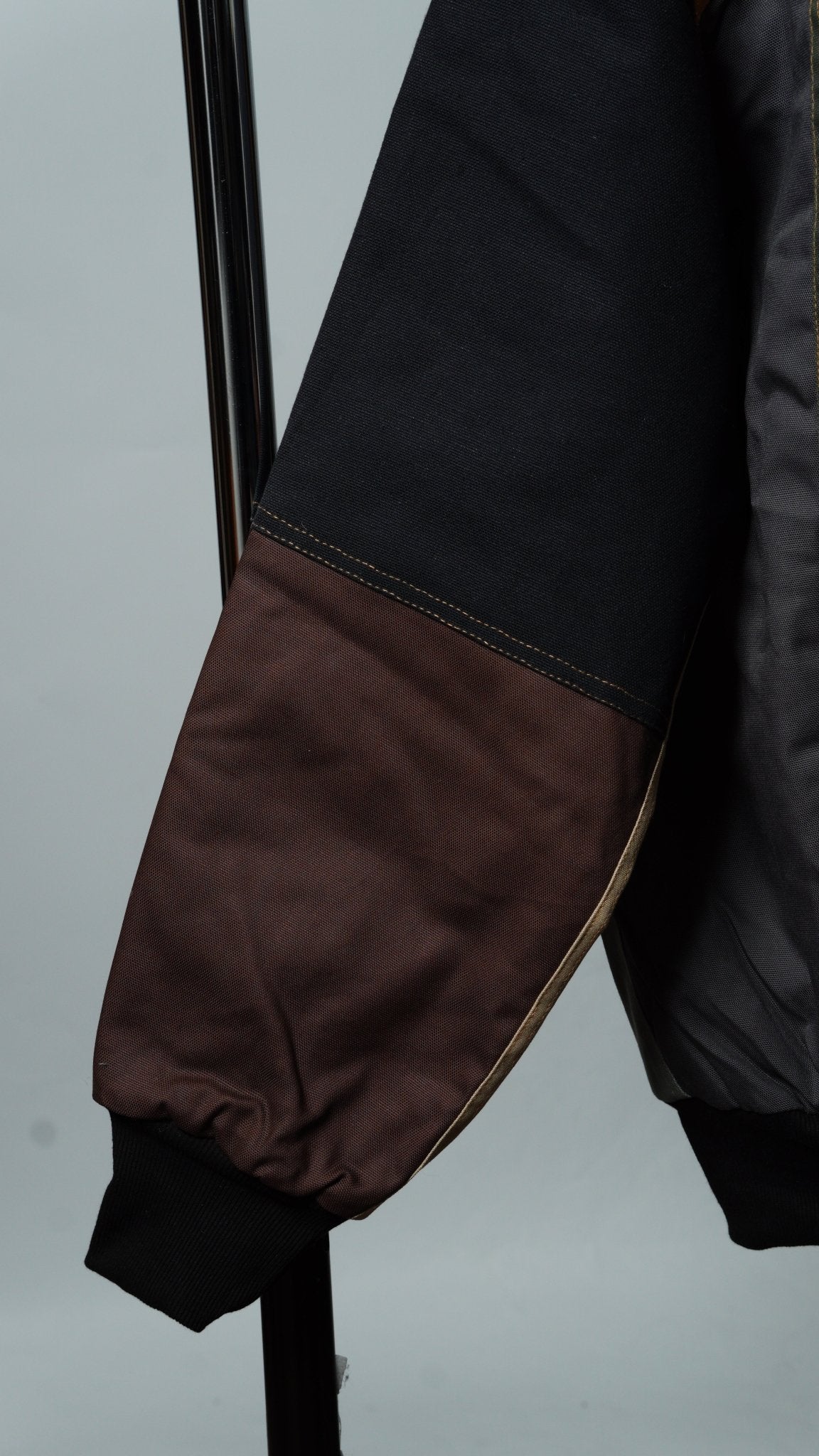Workwear Colorblock Hooded Jacket Size L - The Hellebore Shop