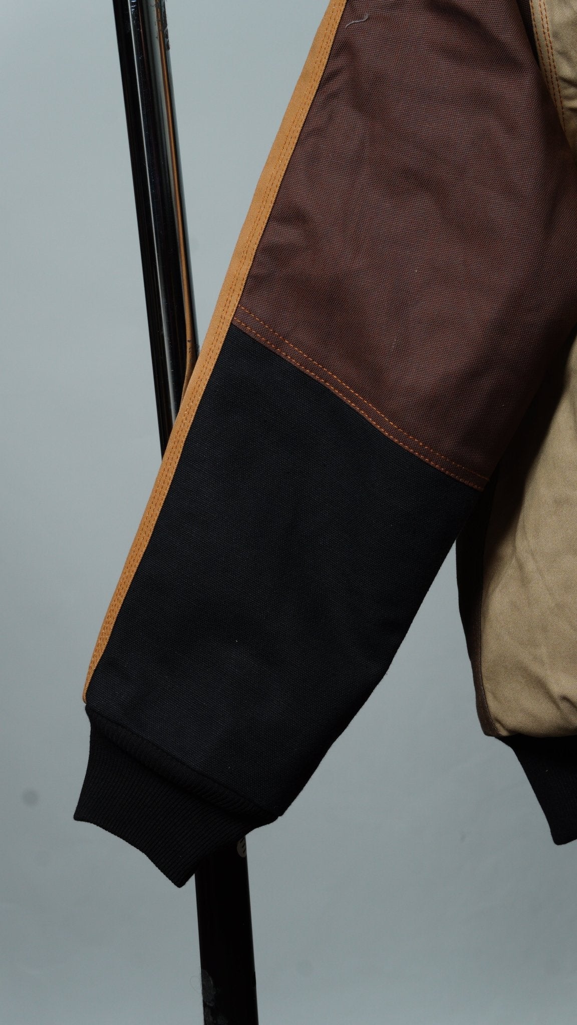 Workwear Colorblock Hooded Jacket Size M - The Hellebore Shop