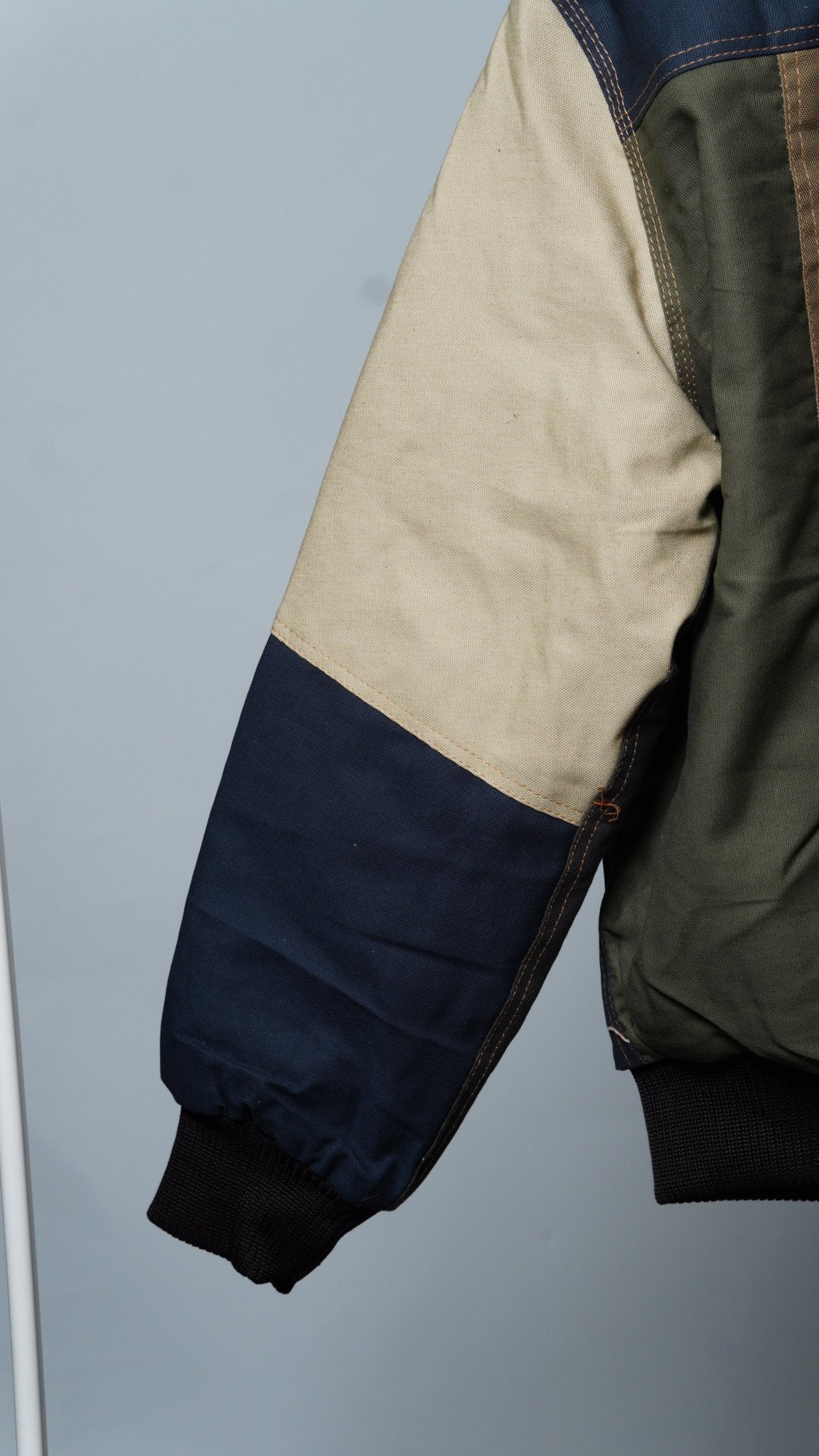 Workwear Colorblock Hooded Jacket Size M - The Hellebore Shop