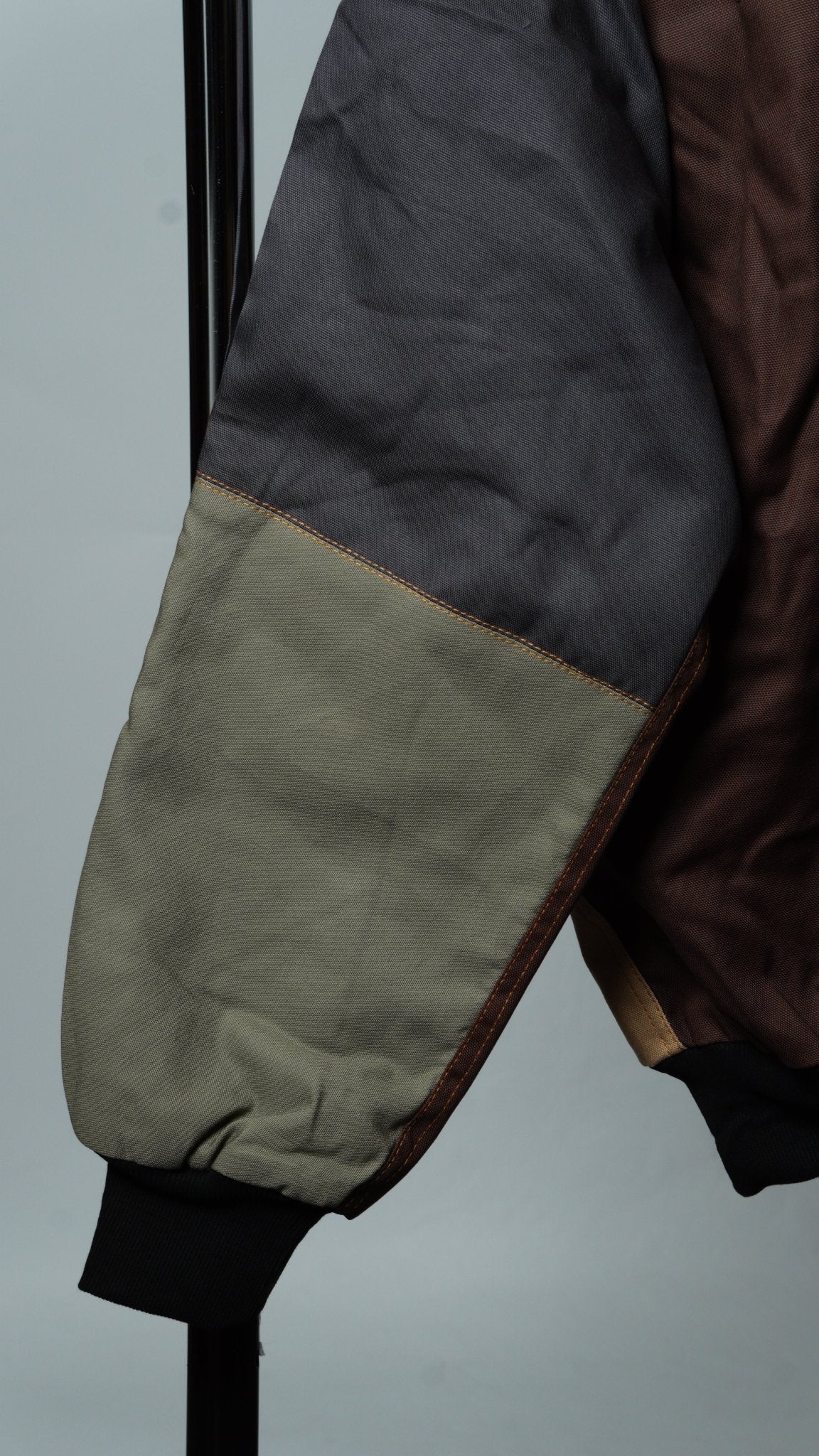 Workwear Colorblock Hooded Jacket Size XL - The Hellebore Shop