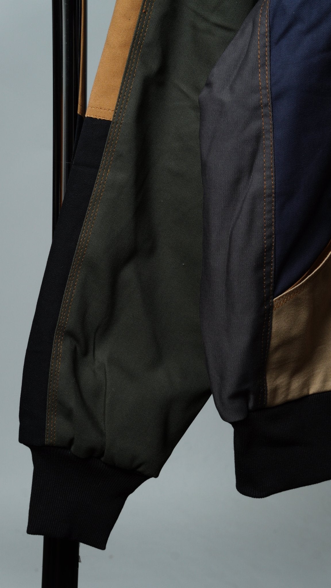 Workwear Colorblock Hooded Jacket Size XL - The Hellebore Shop