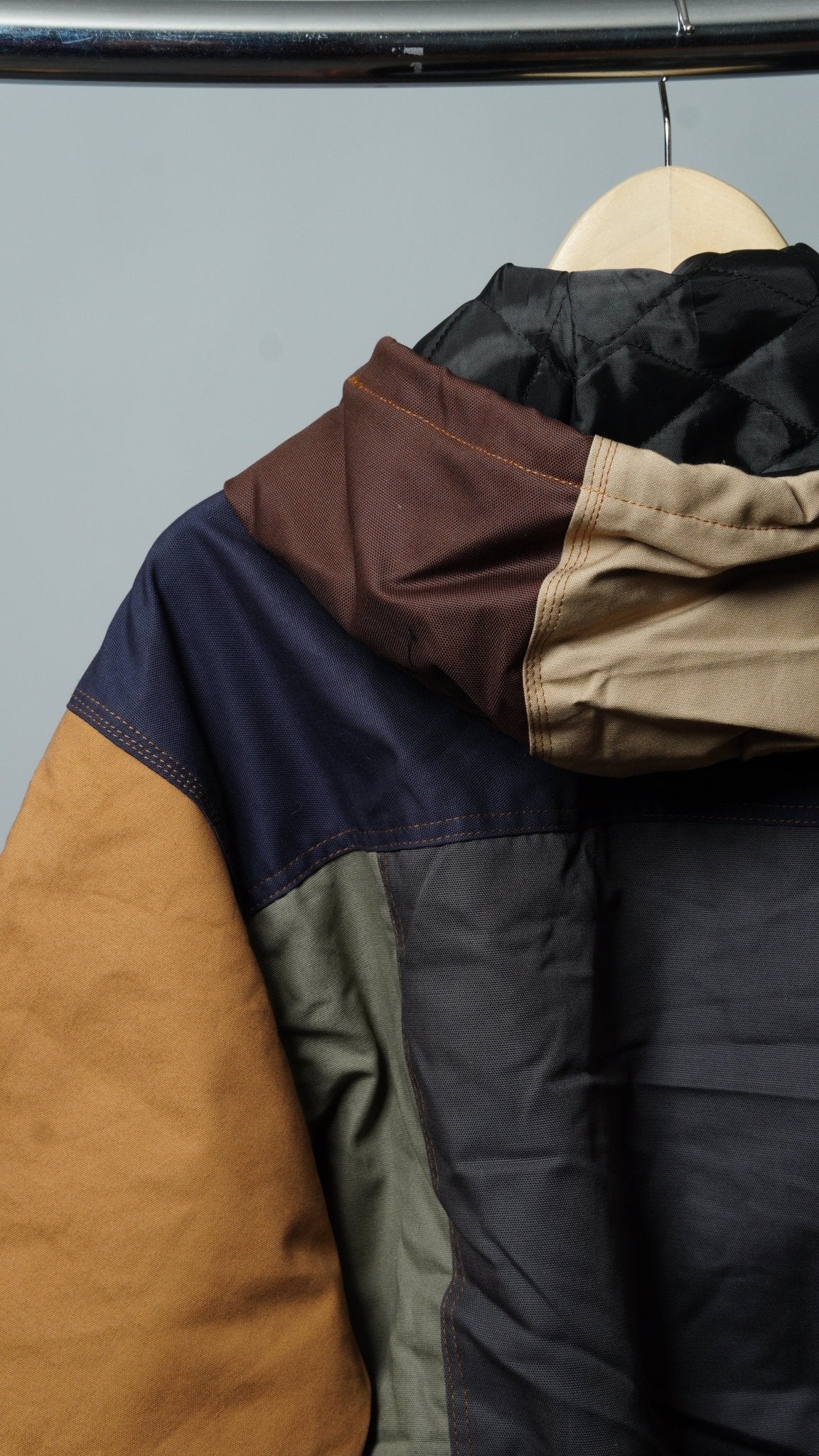 Workwear Colorblock Hooded Jacket Size XL - The Hellebore Shop