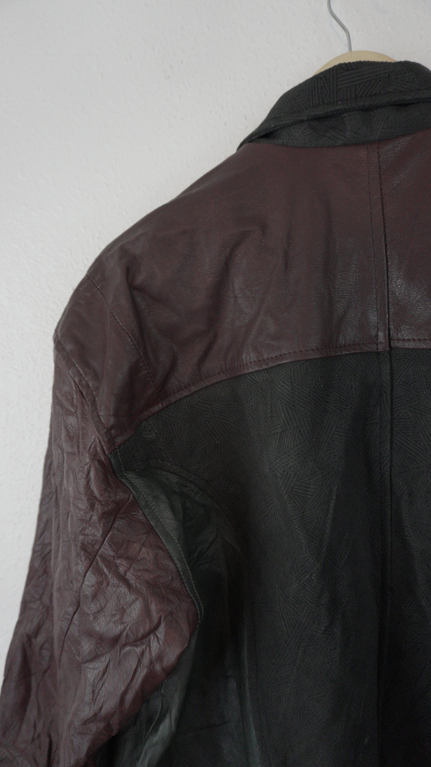 Leather Jacket Size L Black Maroon