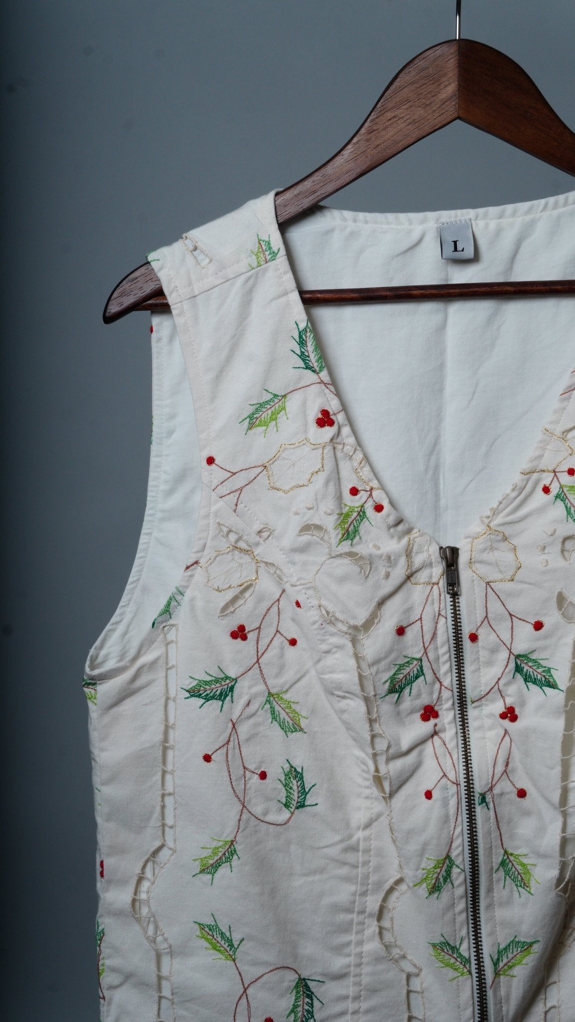Upcycled Tablecloth Vest Size L - The Hellebore Shop