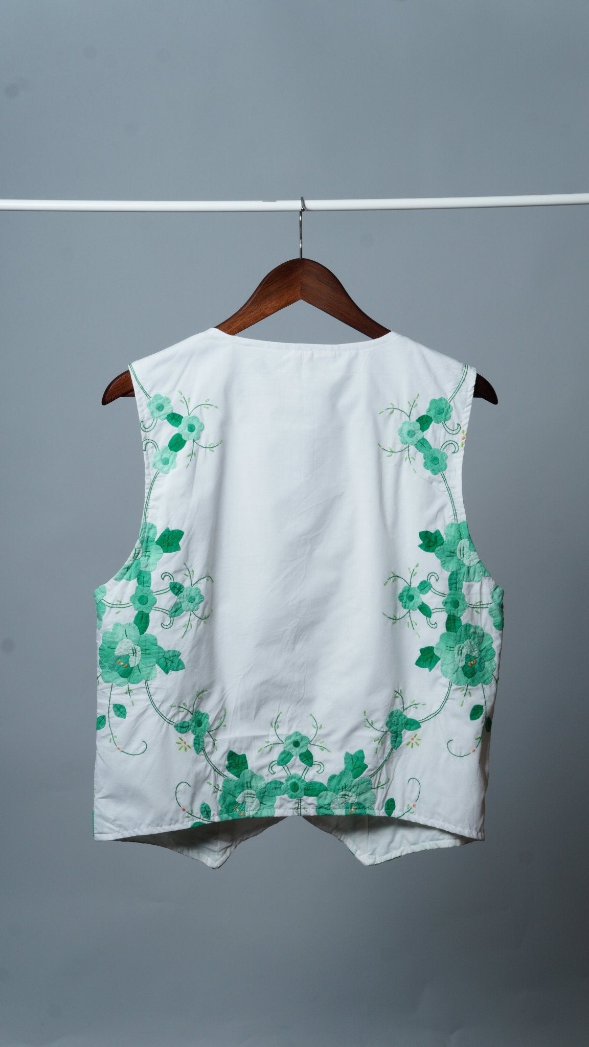 Upcycled Tablecloth Vest Size L - The Hellebore Shop