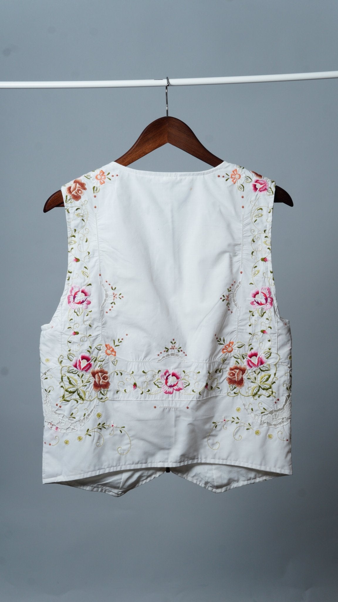 Upcycled Tablecloth Vest Size L - The Hellebore Shop