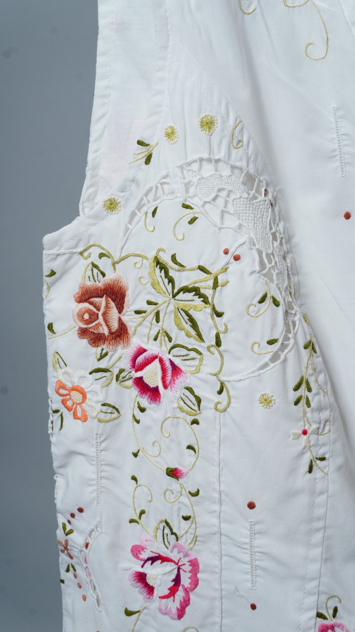 Upcycled Tablecloth Vest Size L - The Hellebore Shop