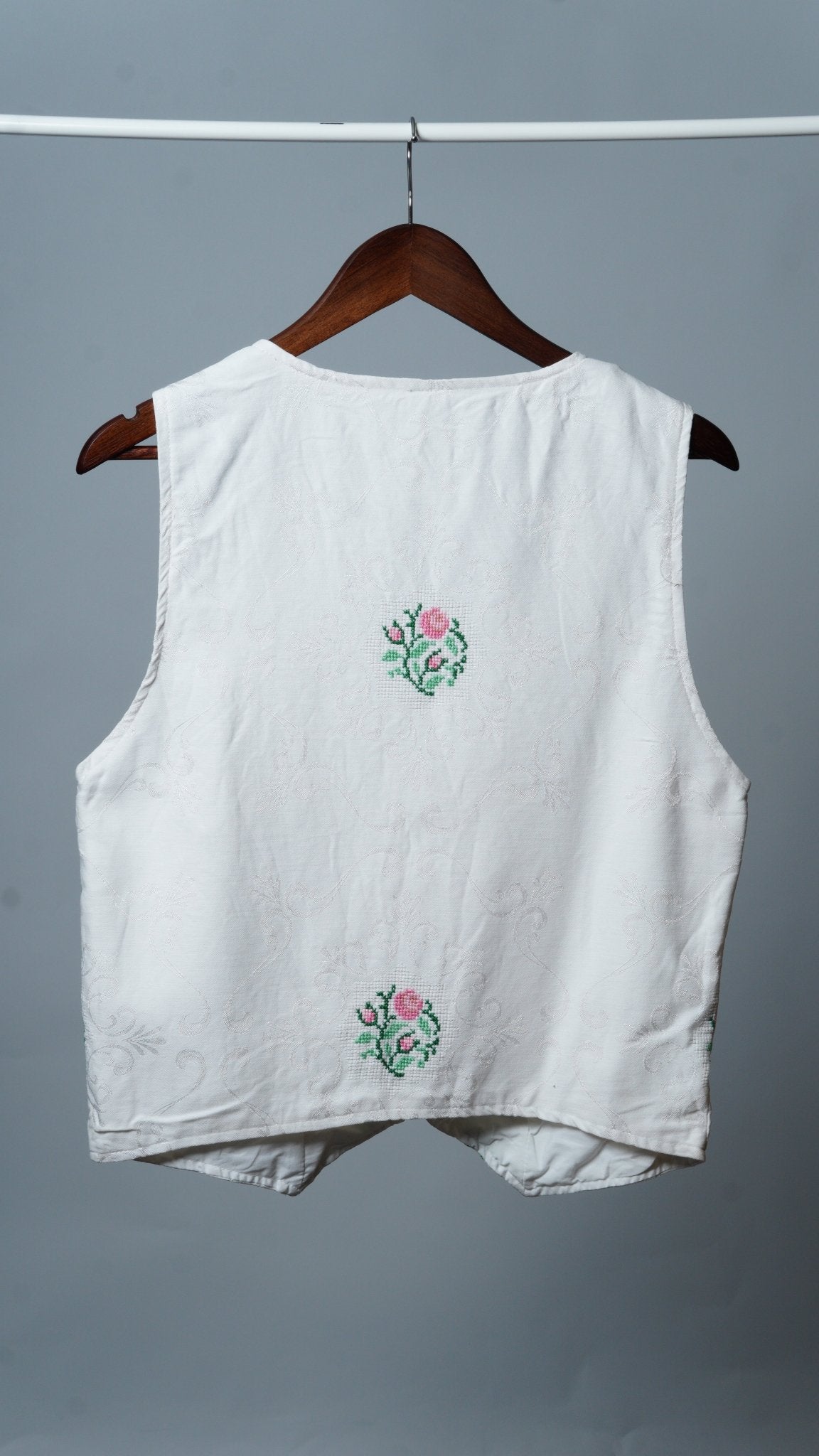 Upcycled Tablecloth Vest Size M - The Hellebore Shop