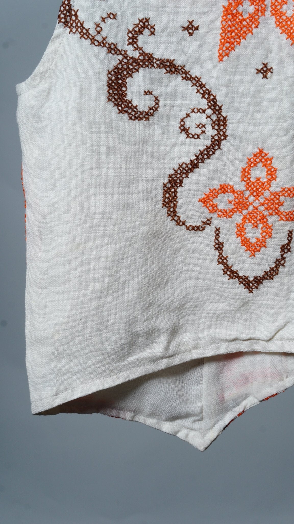 Upcycled Tablecloth Vest Size S - The Hellebore Shop