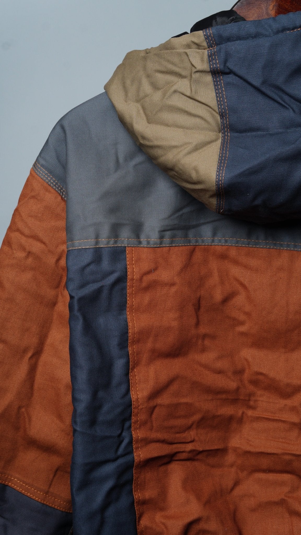 Workwear Colorblock Hooded Jacket Size L - The Hellebore Shop