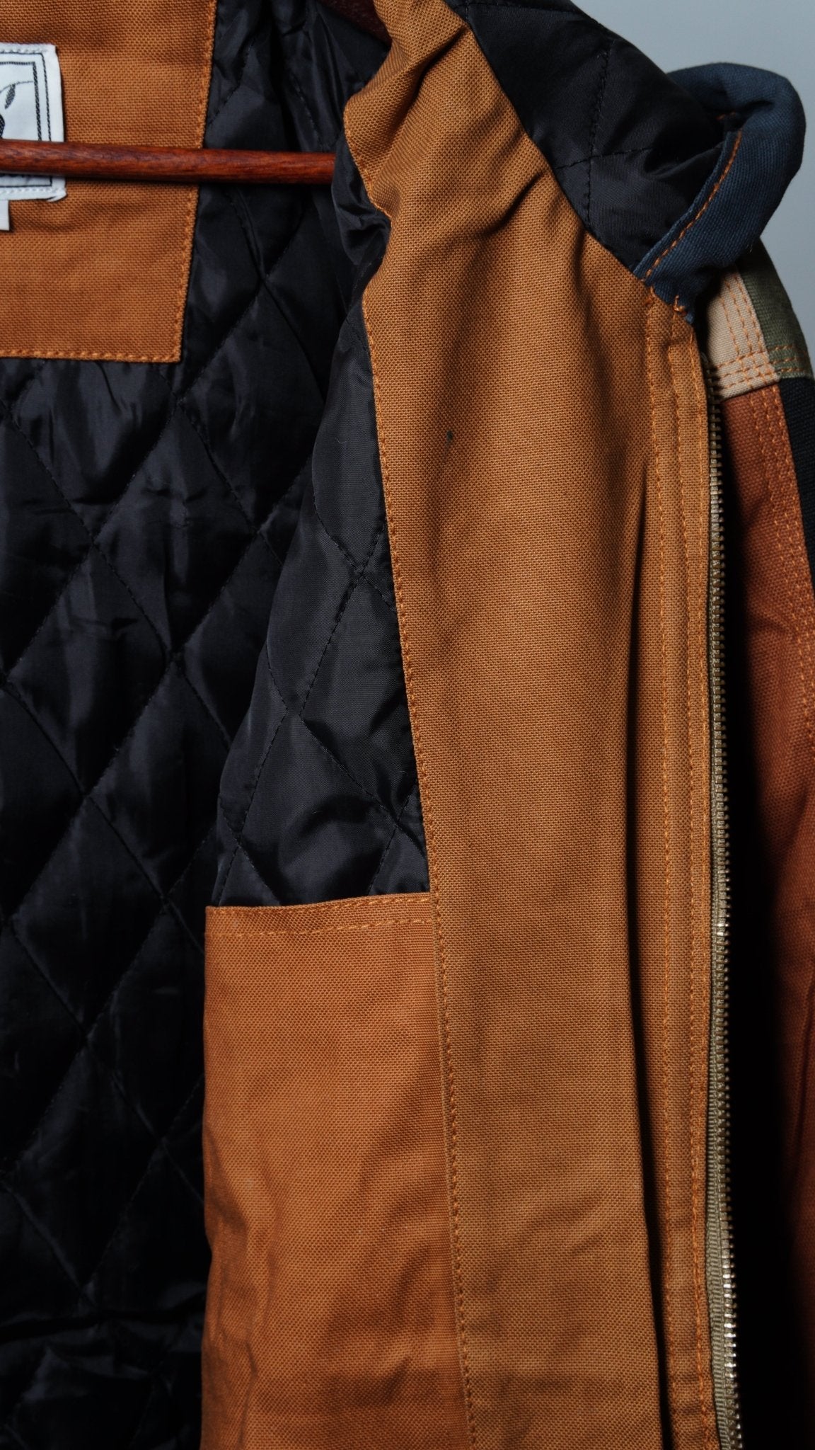 Workwear Colorblock Hooded Jacket Size L - The Hellebore Shop