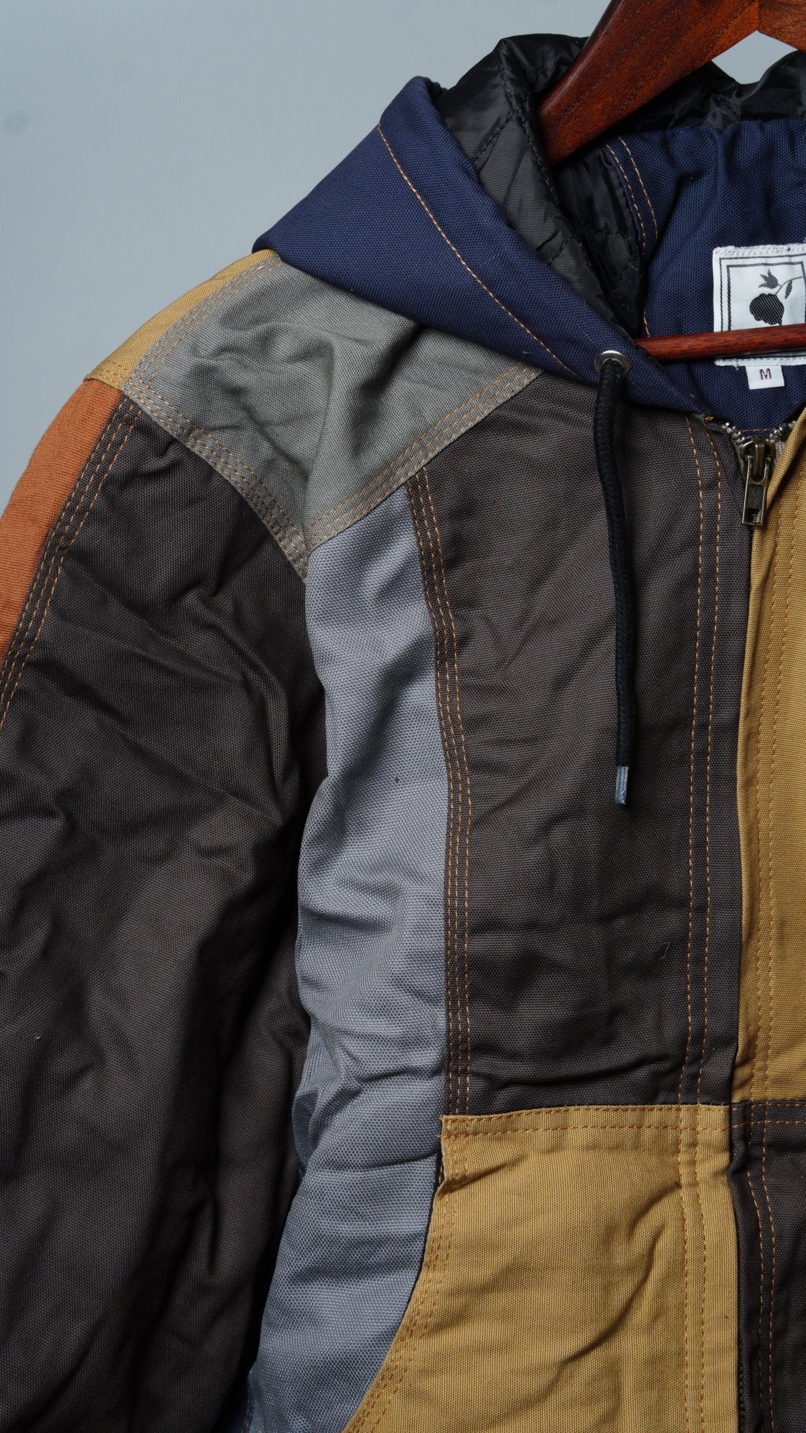 Workwear Colorblock Hooded Jacket Size M - The Hellebore Shop