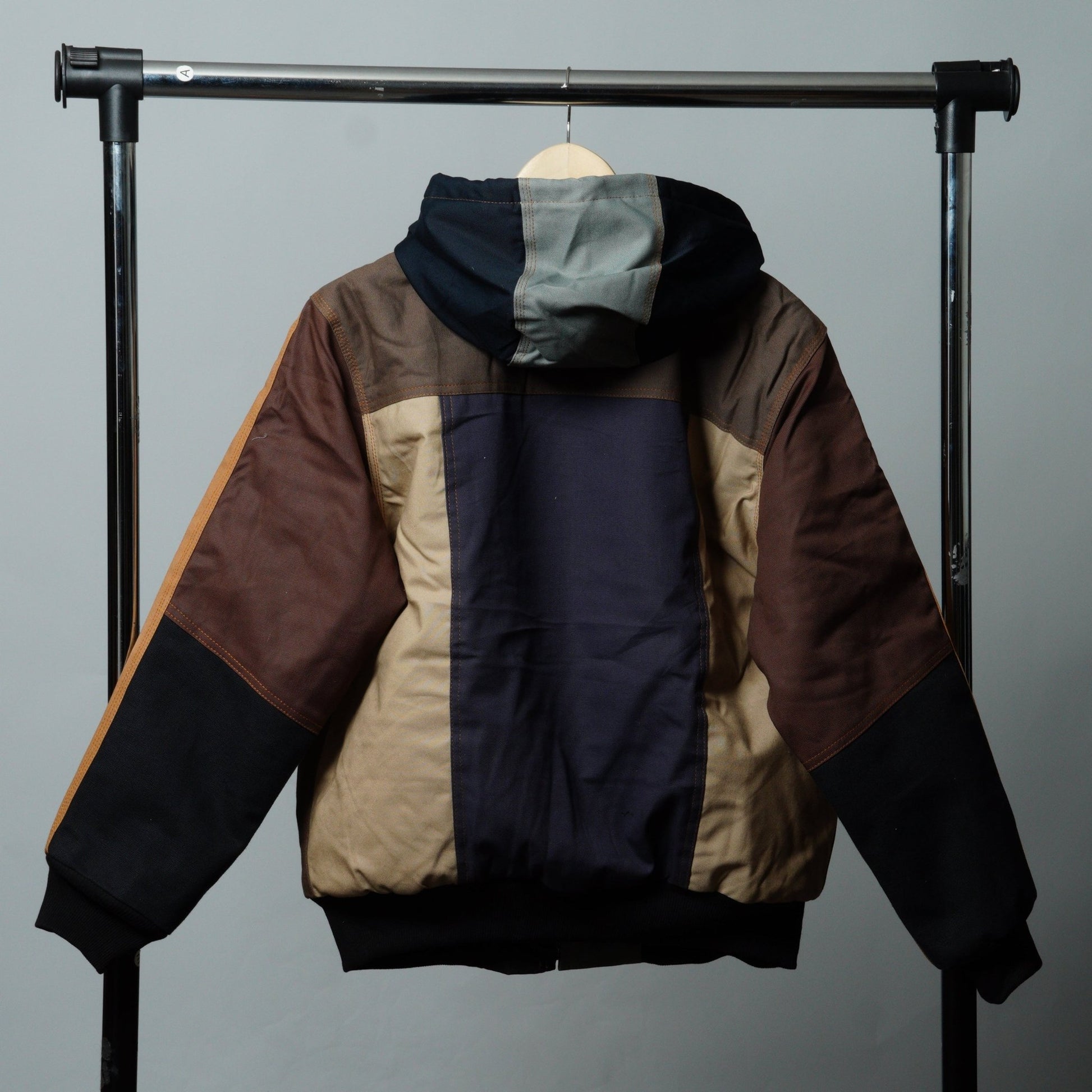 Workwear Colorblock Hooded Jacket Size M - The Hellebore Shop