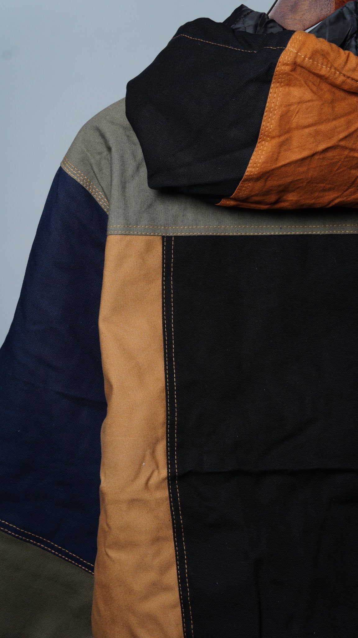 Workwear Colorblock Hooded Jacket Size M - The Hellebore Shop